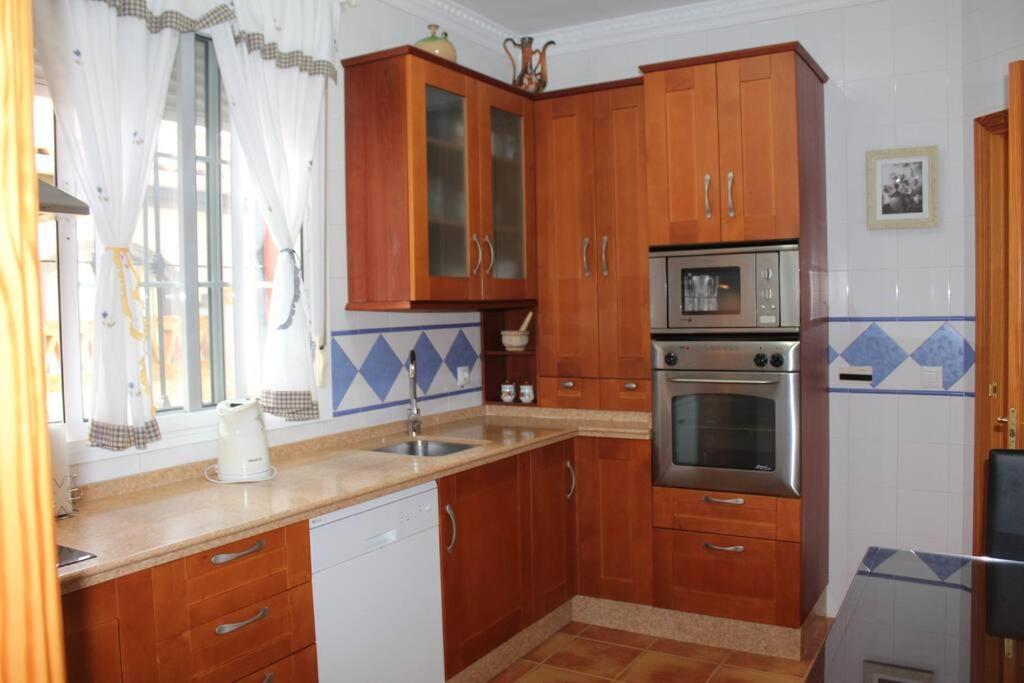Casa 4 Dormitorios En Ayamonte Exteriör bild